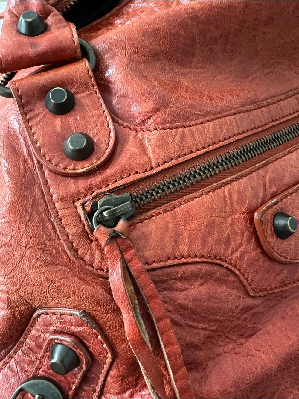 Balenciaga Red-Orange Leather Shoulder Bag - Picture 14 of 16